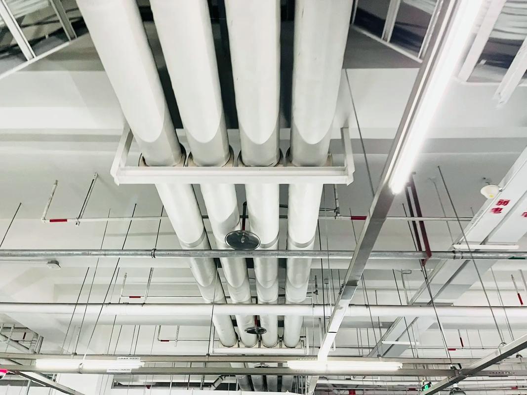 精湛工藝鑄就品質工程 地下室機電管道安裝掠影